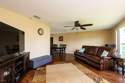 127 Putting Green Ln, Ormond Beach, FL 32176 photo 2