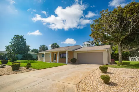 40 Longfellow Cir, Ormond Beach, FL 32176 photo 2