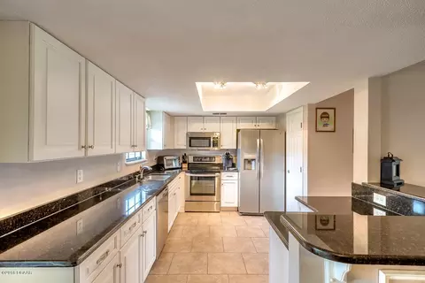 36 Lake Park Cir, Ormond Beach, FL 32174 photo 8