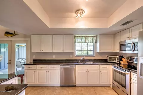 36 Lake Park Cir, Ormond Beach, FL 32174 photo 9