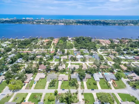 813 Knollview Blvd, Ormond Beach, FL 32174 photo 2
