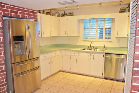 124 Rio Pinar Dr, Ormond Beach, FL 32174 photo 9