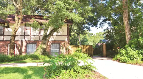 124 Rio Pinar Dr, Ormond Beach, FL 32174 photo 2