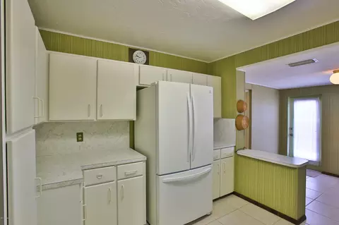 13 Hibiscus Dr, Ormond Beach, FL 32176 photo 8