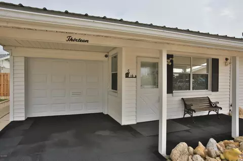 13 Hibiscus Dr, Ormond Beach, FL 32176 photo 3