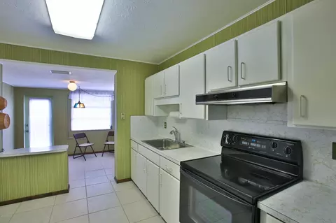 13 Hibiscus Dr, Ormond Beach, FL 32176 photo 6