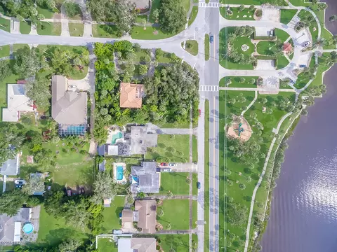 902 S Beach St, Ormond Beach, FL 32174 photo 7
