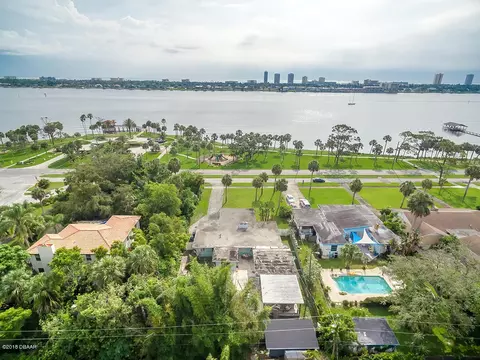 902 S Beach St, Ormond Beach, FL 32174 photo 10
