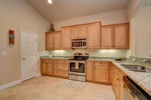 3225 Tralee Dr, Ormond Beach, FL 32174 photo 10