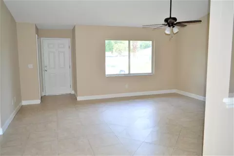 2426 Willow Oak Dr, Edgewater, FL 32141 photo 3