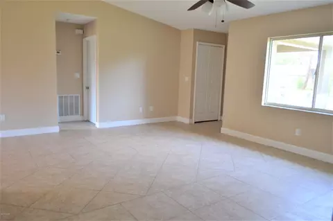 2426 Willow Oak Dr, Edgewater, FL 32141 photo 5