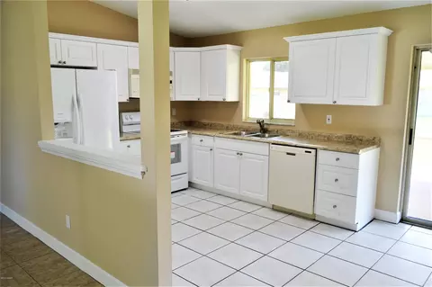2426 Willow Oak Dr, Edgewater, FL 32141 photo 6