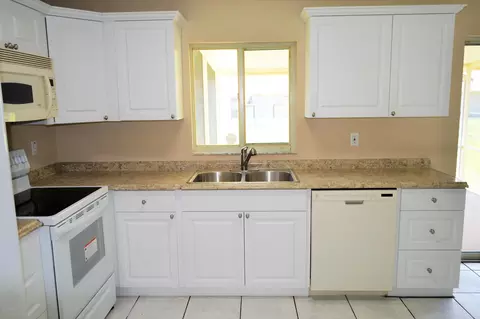 2426 Willow Oak Dr, Edgewater, FL 32141 photo 7
