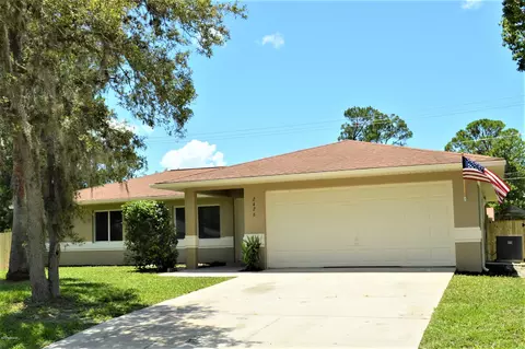 2426 Willow Oak Dr, Edgewater, FL 32141 photo 1