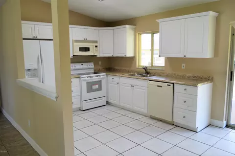 2426 Willow Oak Dr, Edgewater, FL 32141 photo 9