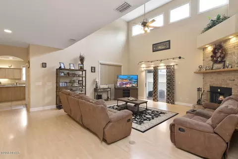 4575 Acorn Way, Edgewater, FL 32141 photo 4