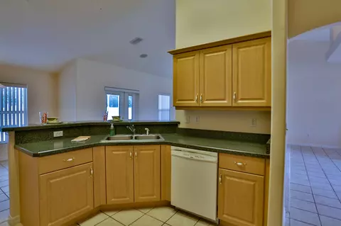 79 Saddlers Run, Ormond Beach, FL 32174 photo 7