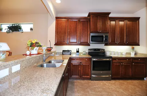 3235 Tralee Dr, Ormond Beach, FL 32174 photo 6