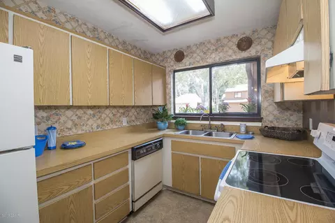4 Park Ter, Ormond Beach, FL 32174 photo 4