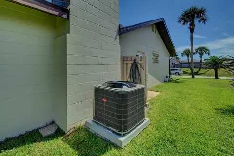 35 E Sea Harbor Dr, Ormond Beach, FL 32176 photo 26