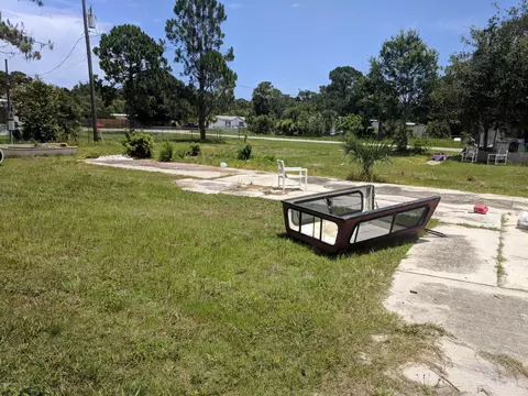 148 West Loop, Oak Hill, FL 32759 photo 3