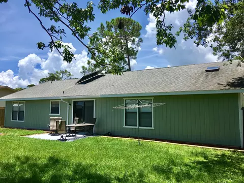 3107 Tamarind Dr, Edgewater, FL 32141 photo 2