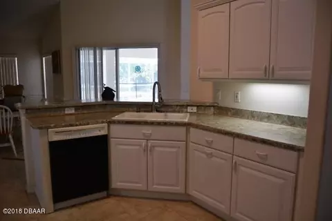 3900 Cree Dr, Ormond Beach, FL 32174 photo 4