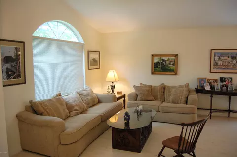 611 Coral Trace Blvd, Edgewater, FL 32132 photo 4