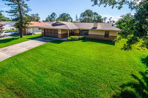 3027 Yule Tree Dr, Edgewater, FL 32141 photo 2