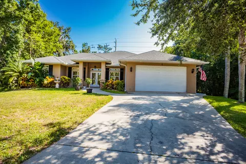 1 Manderley Ln, Ormond Beach, FL 32174 photo 2