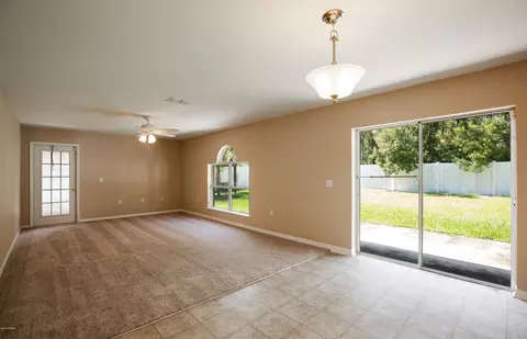 21 Undermount Path, Palm Coast, FL 32164 photo 8