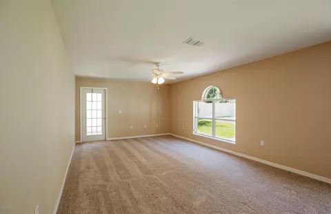 21 Undermount Path, Palm Coast, FL 32164 photo 5