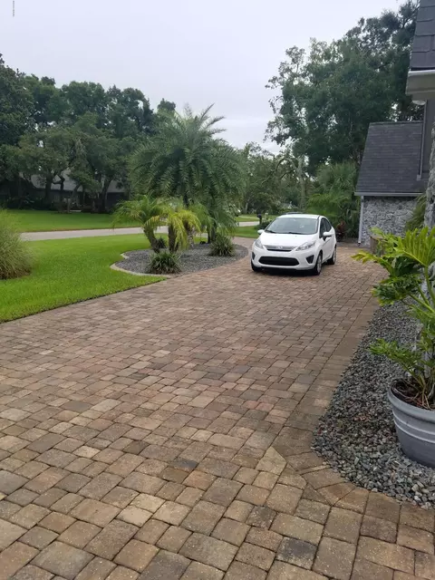 120 Rio Pinar Dr, Ormond Beach, FL 32174 photo 9