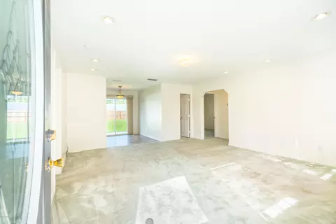2325 Silver Palm Dr, Edgewater, FL 32141 photo 5
