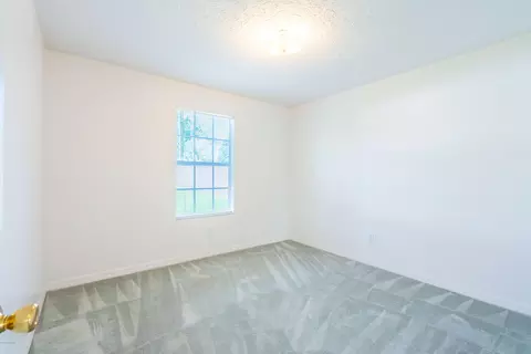 2325 Silver Palm Dr, Edgewater, FL 32141 photo 17