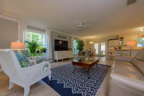 115 Chrysanthemum Dr, Ormond Beach, FL 32174 photo 9