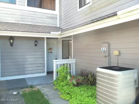 507 Lake Bridge Dr, Ormond Beach, FL 32174 photo 4