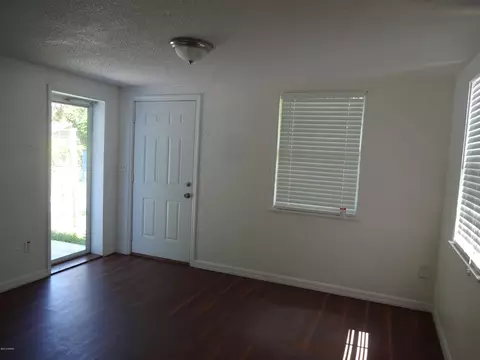 1220 Biltmore Dr, Ormond Beach, FL 32174 photo 4