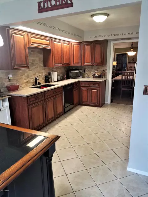 46 Mayfield Ter, Ormond Beach, FL 32174 photo 11