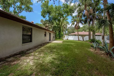 4 Willowdale Cir, Ormond Beach, FL 32174 photo 9