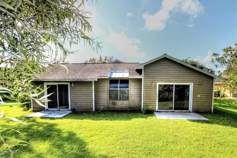 22 Treetop Cir, Ormond Beach, FL 32174 photo 17