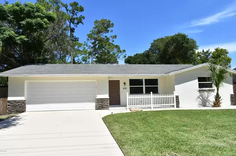 605 N Yonge St, Ormond Beach, FL 32174 photo 2