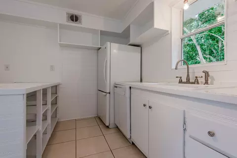 548 S Ridgewood Ave, Ormond Beach, FL 32174 photo 10