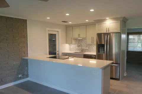 13 Raymonde Cir, Ormond Beach, FL 32176 photo 2