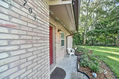 1709 Carolina Ave, Ormond Beach, FL 32174 photo 2