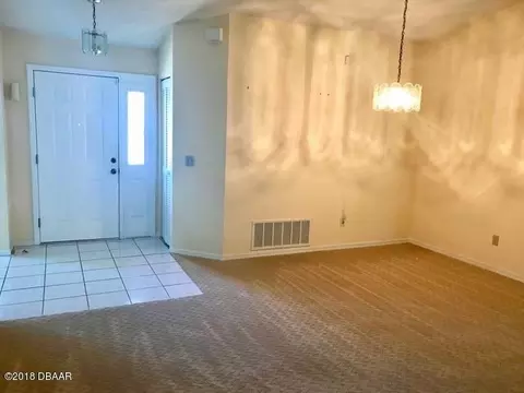 5 Park Crossing Cir, Ormond Beach, FL 32174 photo 4