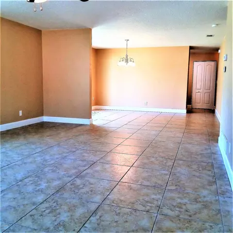 128 Dianne Dr, Ormond Beach, FL 32176 photo 8
