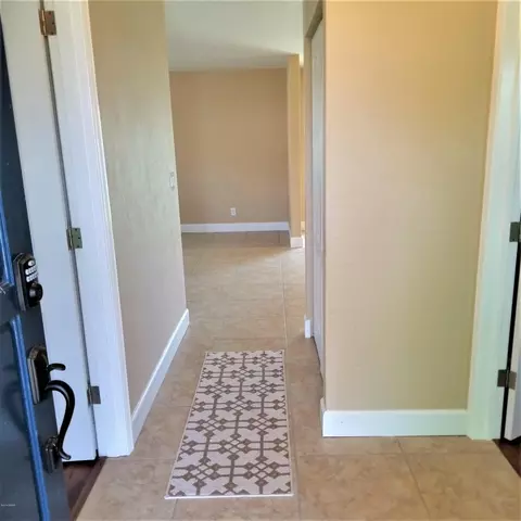 128 Dianne Dr, Ormond Beach, FL 32176 photo 2