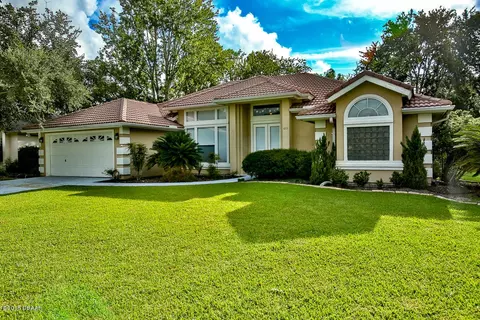 605 Moss Creek Dr, Ormond Beach, FL 32174 photo 1