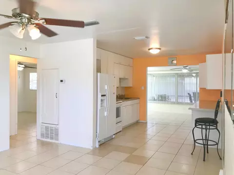 20 Beechwood Dr, Ormond Beach, FL 32176 photo 2